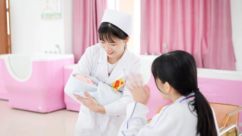北京母乳喂养指导师：新手妈妈的贴心守护者**